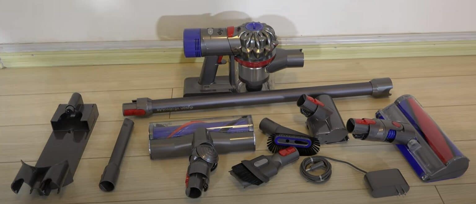 6 Best Vacuums for Laminate Floors 2022 Reviews and Buying Guide