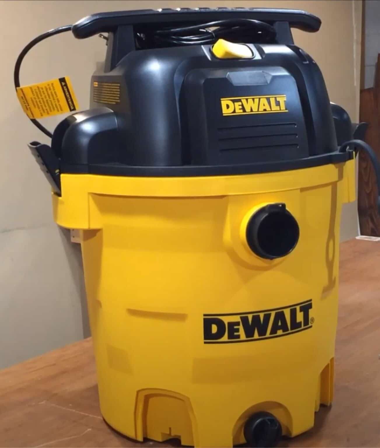 6 Best Shop Vacs Reviews of 2022 Floor Critics Buying Guide